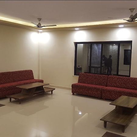 Hotel Shehnai Garden Khurai Buitenkant foto